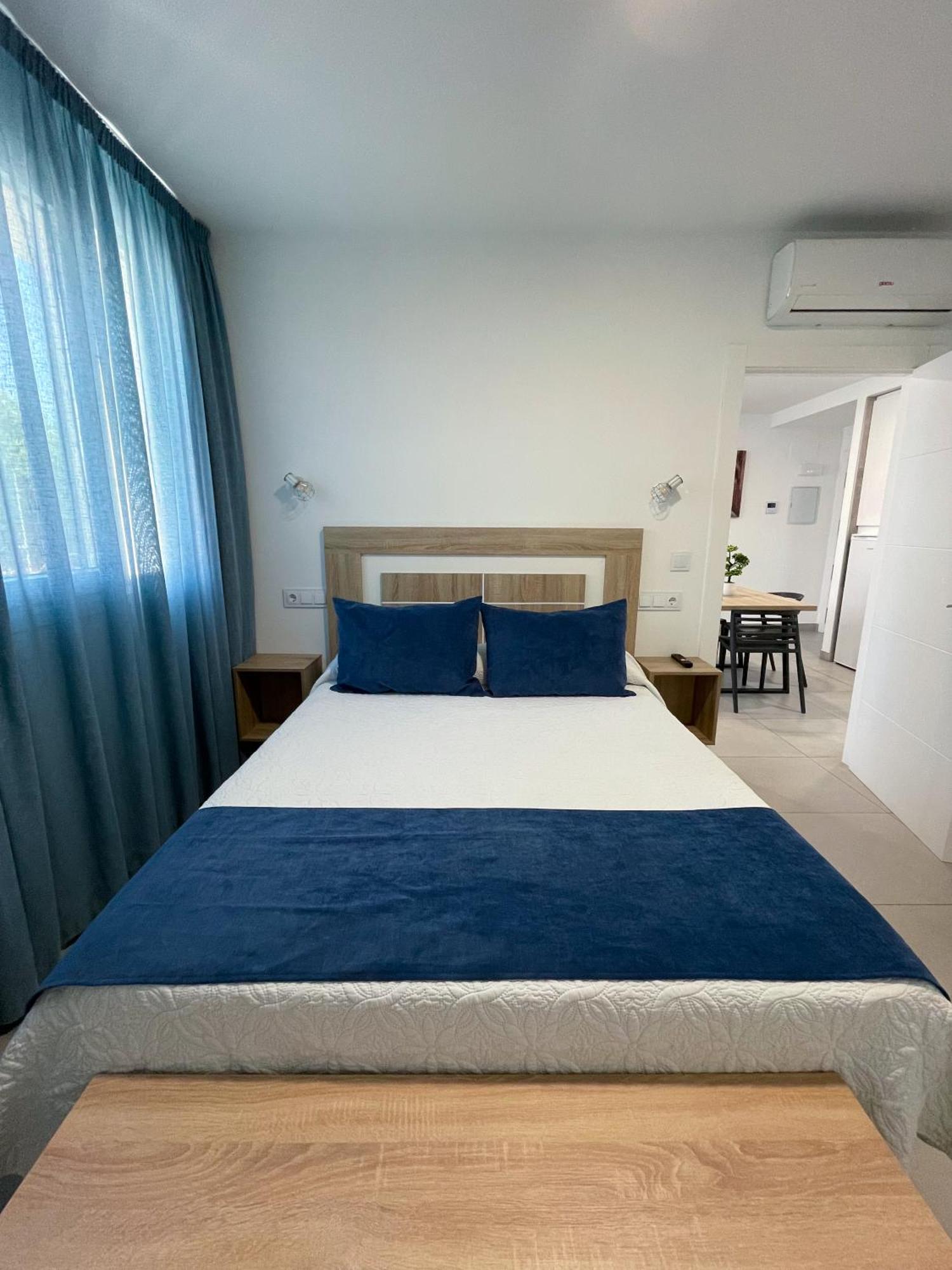 Apartamentos Lusitania Parking Gratis Bajo Disponibilidad Mérida Kültér fotó
